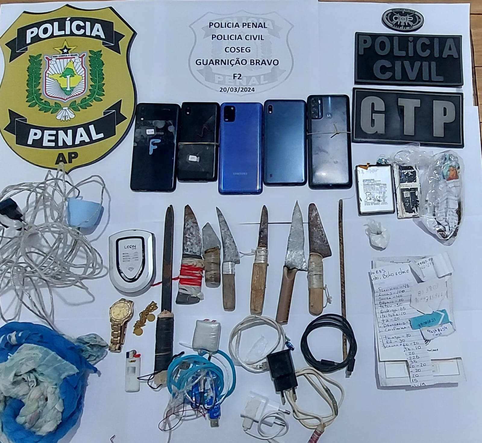 EM MACAPÁ, POLÍCIA CIVIL CUMPRE QUATRO MANDADOS DE BUSCA E APREENDE CELULARES, MUNIÇÕES E DROGAS